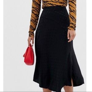 Mango Black Midi Skirt (Size Small)